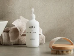 Parachute Bath Accessories*Hydrating Hand Cream
